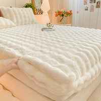 1pc Autumn/Winter Thickened Bubble Fitted Sheet, Mattress Protector with 360° Plush Padding, Soft and Breathable Light Beige-Friendly Moisture-Wicking, Bedding Accessories, Cozy Sleep, Plush Padding, Breathable Fabric, Mattr
